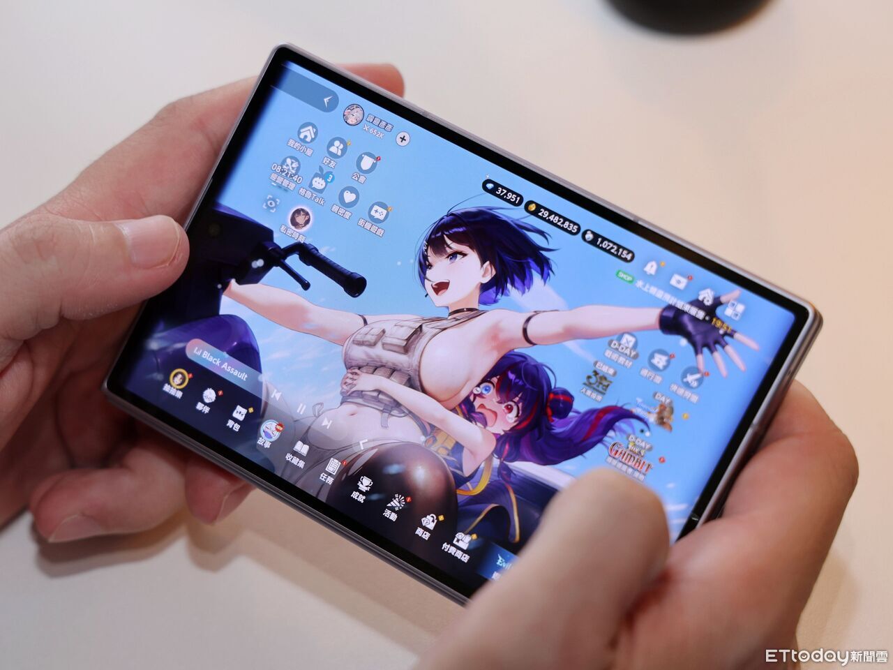 ▲▼ Samsung,Fold 8,折疊 。(圖/記者蘇晟彥攝)