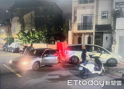台南開元路巷口2車倒車擦撞 46歲男酒測超標送辦