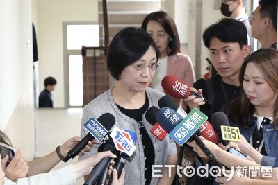 翁曉玲號召幫買弱勢禮盒　還原砍預算前有問總統府遭「已讀不回」
