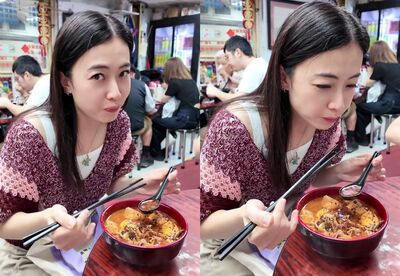 「千億富太」蹲麵店吃米線！「拎帆布包」被讚：太接地氣