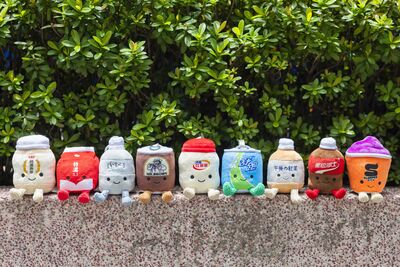 超商推9款「飲料小夥伴」吊飾 午後紅茶、思樂冰變療癒公仔
