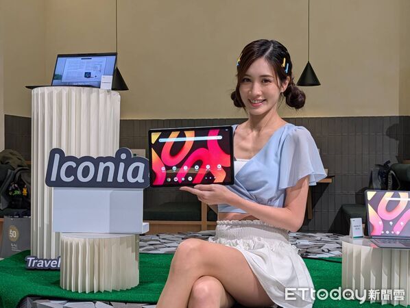 ▲▼Iconia Duo 擁有市場上少見的 3:2 比例螢幕，更適合筆記與辦公等用途。（圖／記者黃肇祥攝）