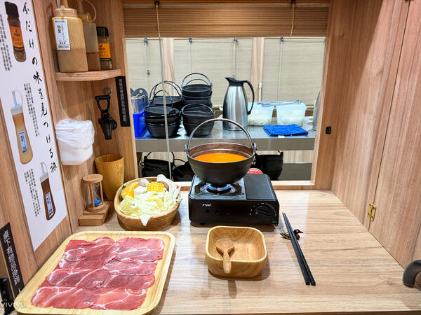 ▲▼淡路島天然撈生麵 八德店。（圖／《Viviyu小世界》授權提供）