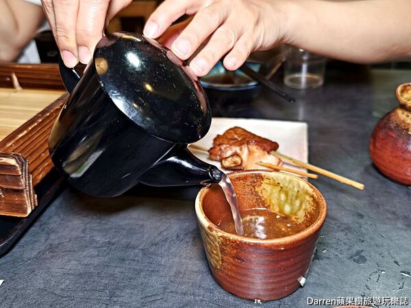 ▲▼へぎ蕎麦処むろしま必吃布海苔蕎麥麵，還有天婦羅、串燒配新潟地酒。（圖／《DARREN蘋果樹旅遊玩樂誌》授權提供）