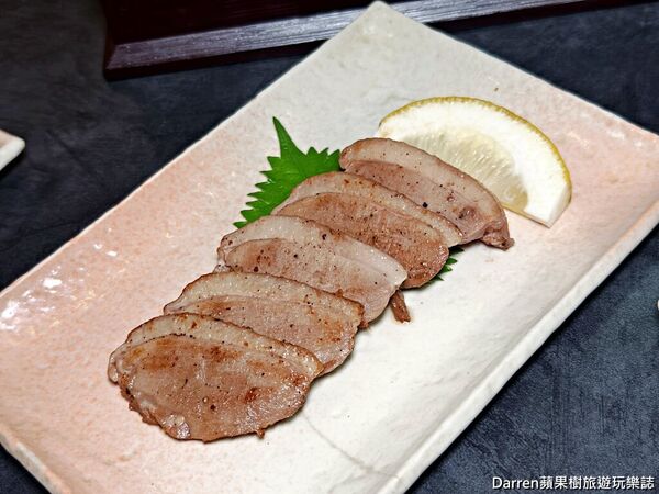 ▲▼へぎ蕎麦処むろしま必吃布海苔蕎麥麵，還有天婦羅、串燒配新潟地酒。（圖／《DARREN蘋果樹旅遊玩樂誌》授權提供）