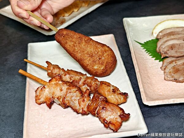 ▲▼へぎ蕎麦処むろしま必吃布海苔蕎麥麵，還有天婦羅、串燒配新潟地酒。（圖／《DARREN蘋果樹旅遊玩樂誌》授權提供）
