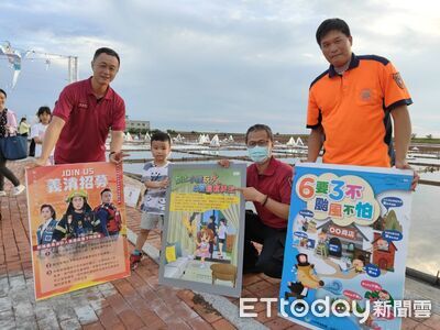 光雕鹽田快閃宣導!南消走入井仔腳人潮 傳遞防火用電知識