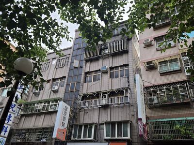 快訊／三重民宅惡火！一家四口受困　父子救出無呼吸心跳