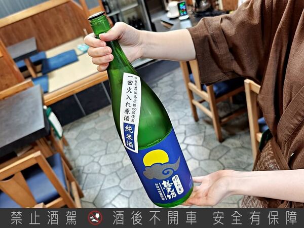 ▲▼へぎ蕎麦処むろしま必吃布海苔蕎麥麵，還有天婦羅、串燒配新潟地酒。（圖／《DARREN蘋果樹旅遊玩樂誌》授權提供）