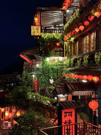 ▲▼緩寓Sora隱身九份老街旁，以侘寂風打造靜謐空間，一天僅接待一組旅人。（圖／《Mika出走美食日誌》授權提供）