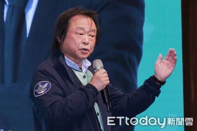 王世堅讚沈伯洋什麼都知道 「年底換掉什麼都不知道的蔣萬安」