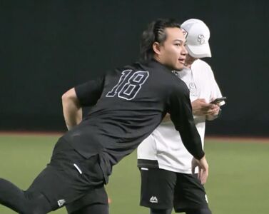 徐若熙術後首度牛棚練投曝光！30球順利完成