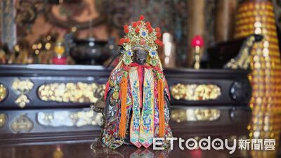 一體成型工藝與顯赫神蹟 中埔鎮安宮百年古神像驚豔文史圈