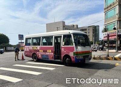 桃園28歲女走斑馬線 遭市民公車小巴碰撞!腦出血送醫救治