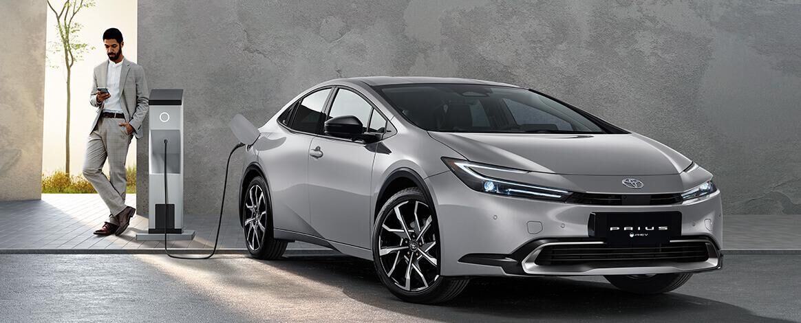 ▲TOYOTA Prius於車安網、環境部送測曝光，應是為了新年式作準備。（圖／翻攝自車安網、TOYOTA）
