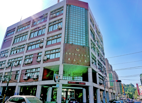 ▲▼旗山分局             。（圖／翻攝自Google Map）