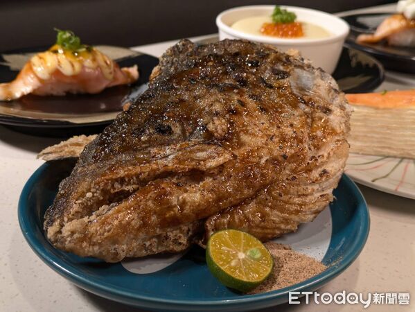 ▲一年一度的爭鮮鮭魚季重磅回歸。（圖／記者黃士原攝）