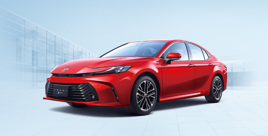 ▲官網默默下架汽油Camry入門款！百萬有找走入歷史。（圖／翻攝自TOYOTA）