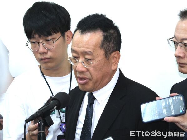 ▲國防部長顧立雄5日在立法院受訪。（圖／記者徐文彬攝）