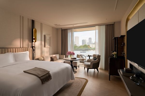 ▲▼坐落湄南河畔的曼谷海關大樓朗廷酒店（The Langham, Custom House, Bangkok）即日起開放訂房，首批住客將於12月20日入住。。（圖／業者提供）