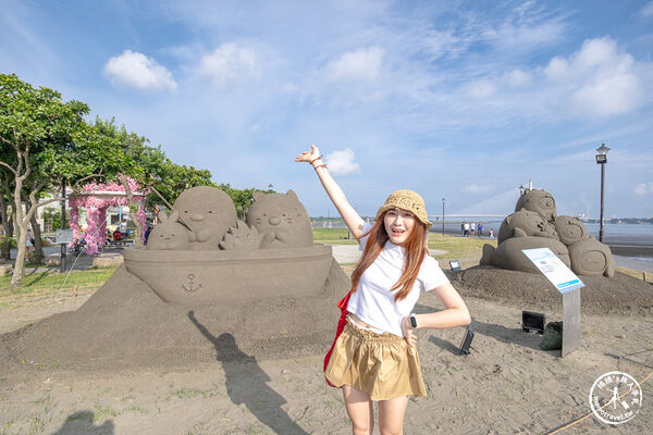 ▲▼2026八里城市沙雕展於新北市八里左岸公園登場，以三麗鷗San-X Universe角色打造16座沙雕作品，展至9月28日。（圖／《桃桃's旅人手札》授權提供）
