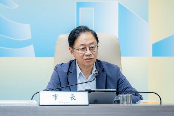 ▲張善政宣布，桃園市立醫院八德總院都計變更獲內政部審議通過。（圖／市府提供）