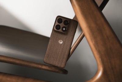 Motorola 雙新機登台！旗艦搭載4鏡頭、入門有7000mAh電量