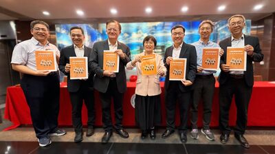 大橘書來了！內政部9月發10萬本公寓減災指引　輔導社區建防災隊