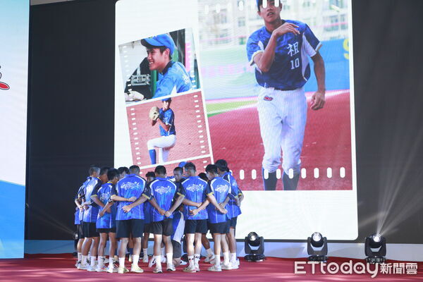▲▼2026年第二屆東森盃兩岸青少年棒球聯誼賽8/7圓滿落幕，晚間主辦方為選手準備選手之夜，在美食歌舞中渡過一個美好的夜晚。（圖／記者湯興漢攝）