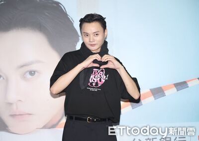 許富凱父親節憶亡父淚崩！　暴瘦7公斤臉凹畫面曝光