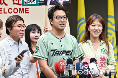 「蔣萬安白海豚不放假」挨轟雙標　沈伯洋：SOP應公開透明