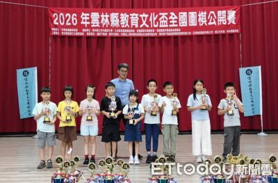 不只拚輸贏!全國300棋友雲林對弈 劉建國:培養孩子思考力