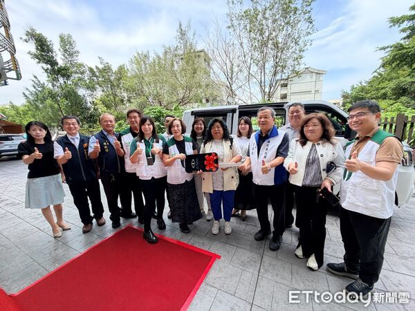 ▲天上父親的愛延續化作希望力量！六名子女捐贈家扶「南投映全號」延續善的循環。（圖／南投家扶中心提供）