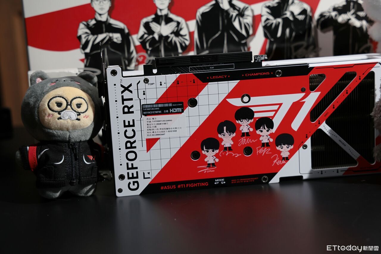 ▲▼      T1 x ASUS       。（圖／記者蘇晟彥攝）