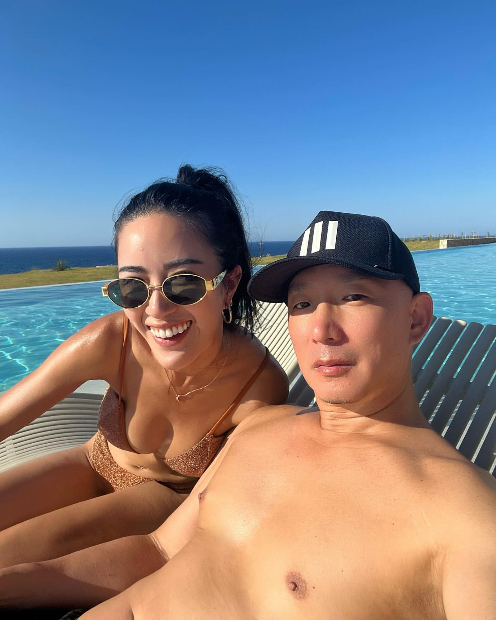 徐子翔（右）和譚以欣（左）結婚僅兩年，但夫妻倆感情甜蜜，呈現出陽光美好的一面。（翻攝自譚以欣IG）