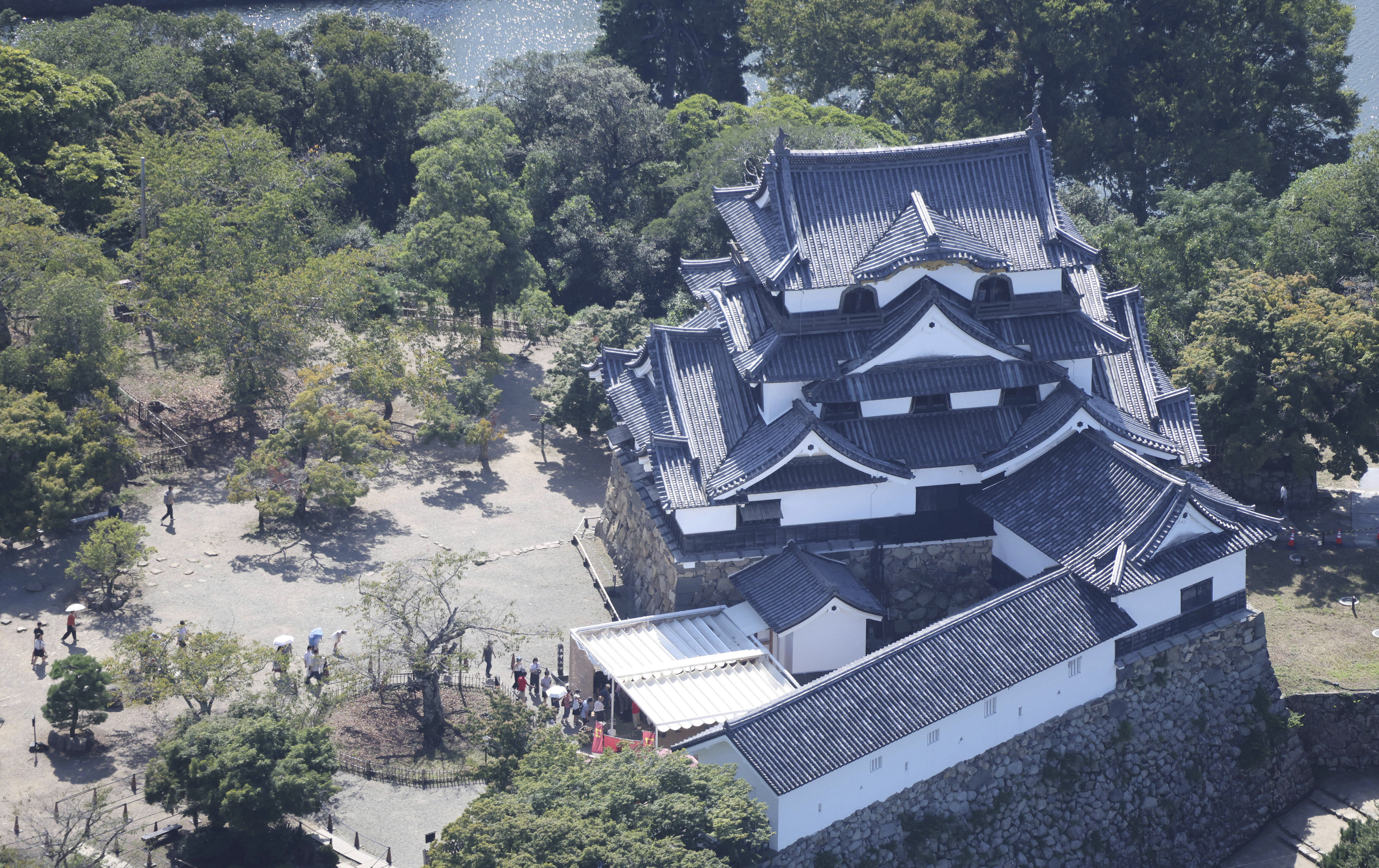▲▼日本滋賀縣彥根市,位於琵琶湖畔的彥根城天守閣。(圖/達志影像/美聯社)