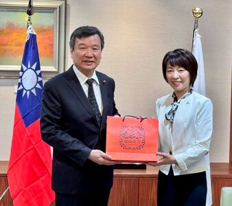 拒出席長崎典禮!李逸洋曝真正考量:不能讓中國製造「骨牌效應」