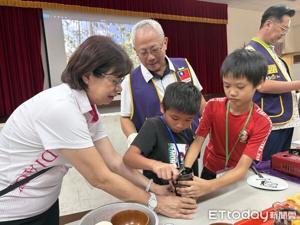 ▲80名家扶國小學童在暑期夏令營中探索古坑自然與咖啡文化，也學習網路安全及防詐知識，度過充實暑假。（圖／記者游瓊華翻攝）