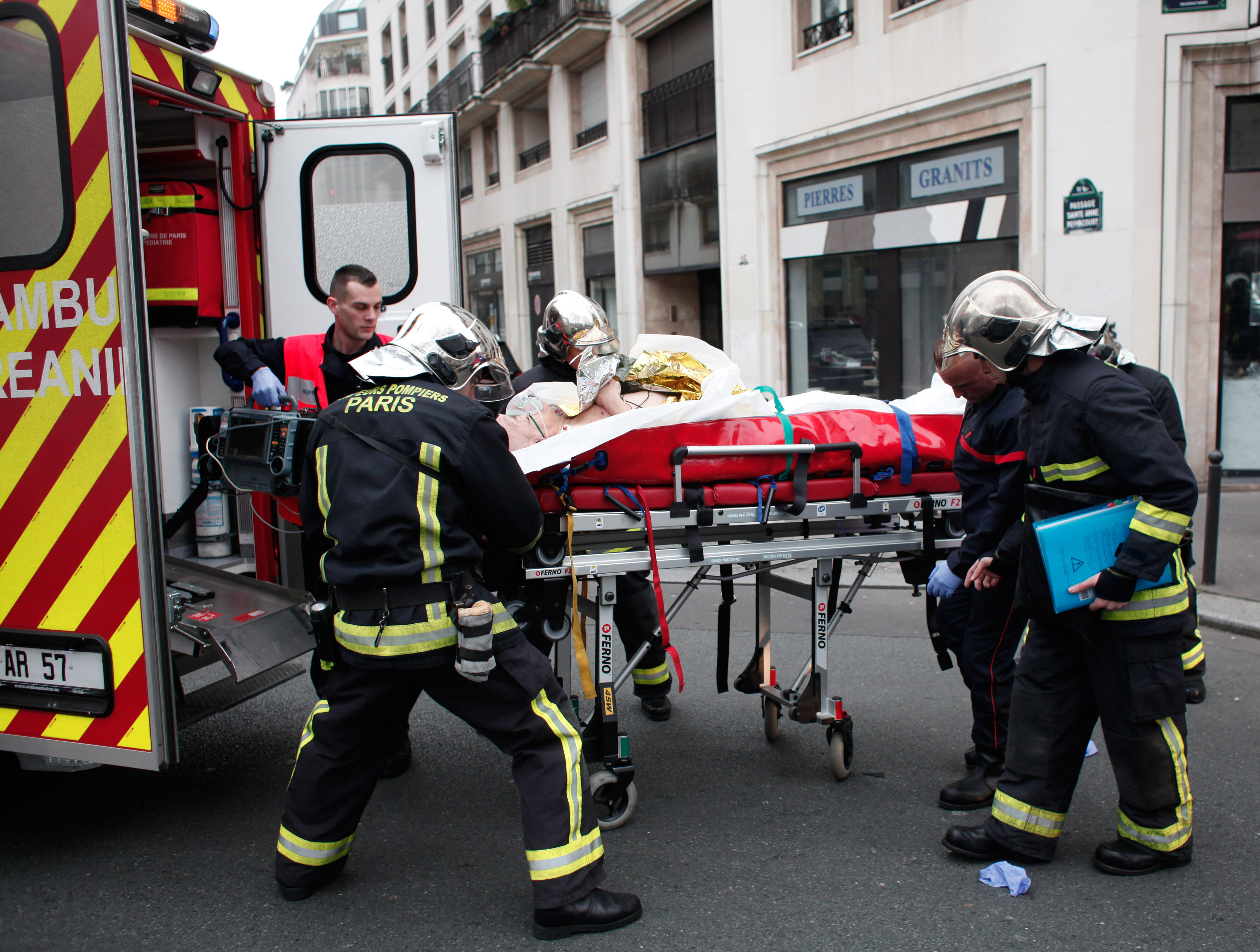 ▲法國巴黎《查理周刊》遭恐怖攻擊，槍手掃射12死。（圖／達志影像／美聯社）