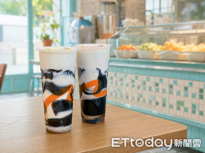 CoCo仙草凍乳明天買1送1　TEA TOP西瓜組合送迷你風扇