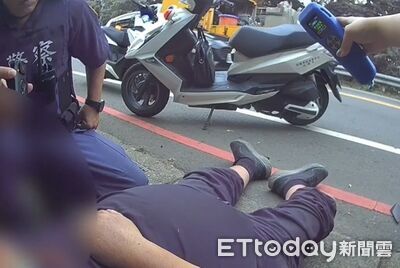 醉男騎車搖擺熱心哥幫停下　辯只喝「休誇啦」酒測值1.14！