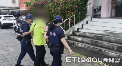 高雄白衣男放煙火誤燒民宅!扮熱心民眾指揮救災 躲回家睡覺被逮