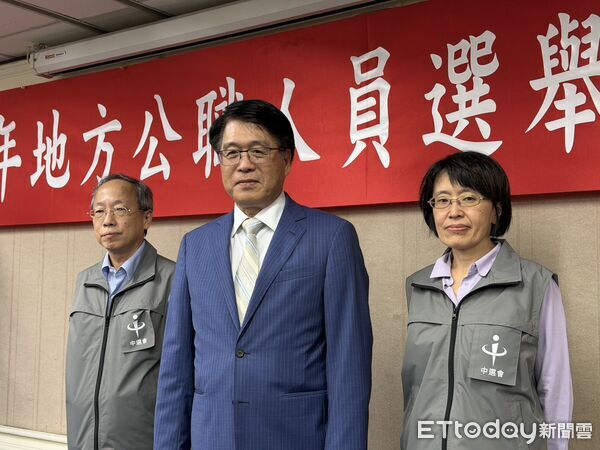 ▲▼中選會主委游盈隆受訪。(圖/記者陳家祥攝)