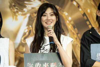 林逸欣喪父後首現身!痛拆老家診所招牌 伊正曝「林爸生前暖舉」劇組都受惠