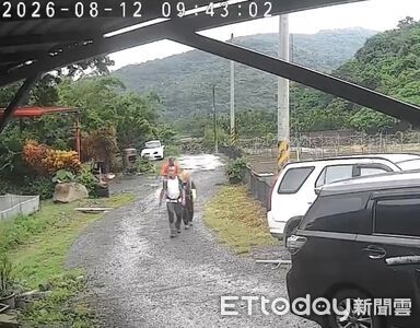 快訊/淨灘卻闖墾丁禁區!慘被虎頭蜂群攻擊2死1傷 女山友獲救