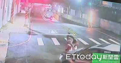 新竹香山死亡車禍!自小客撞女騎士「直接輾過」肇逃 警查獲空車