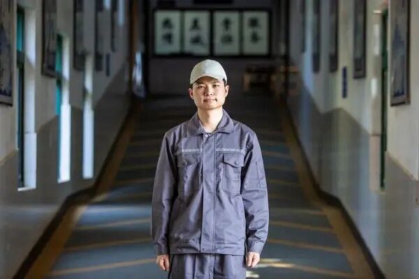 ▲▼許堂銀高考第一志願就是「現代殯葬技術管理」科系。(圖/翻攝都市快報)