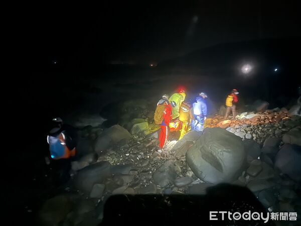 ▲▼   墾丁虎頭蜂群攻2死1重傷　女撐2天獲救、2死者仍困山區          。（圖／記者陳崑福翻攝）