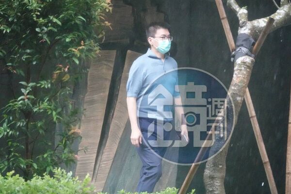 陳幸妤離婚/獨家直擊!趙建銘神隱多日 首度現身畫面曝光了