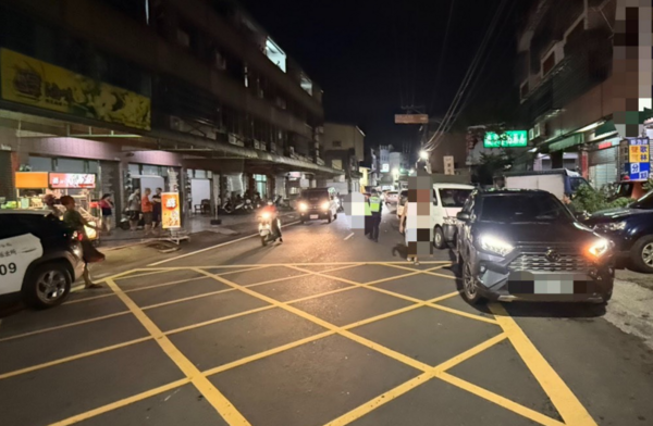 ▲60歲大媽毒駕追撞4車釀2傷遭逮。（圖／民眾提供）